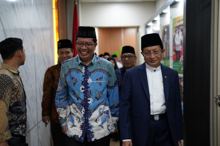 Menteri Agama Paling Konsisten dengan Citra Positif dari Publik